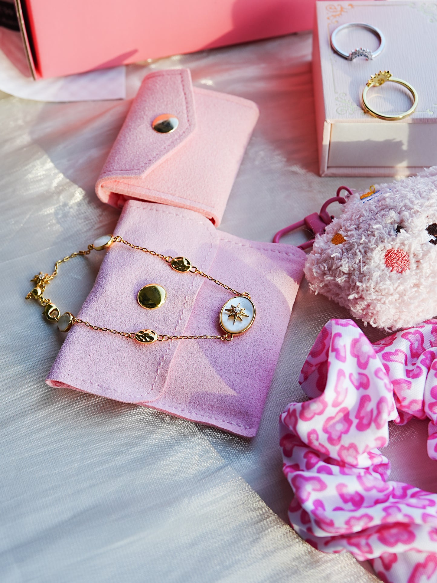 $49 LUCKY DIP BAG (4 pcs)