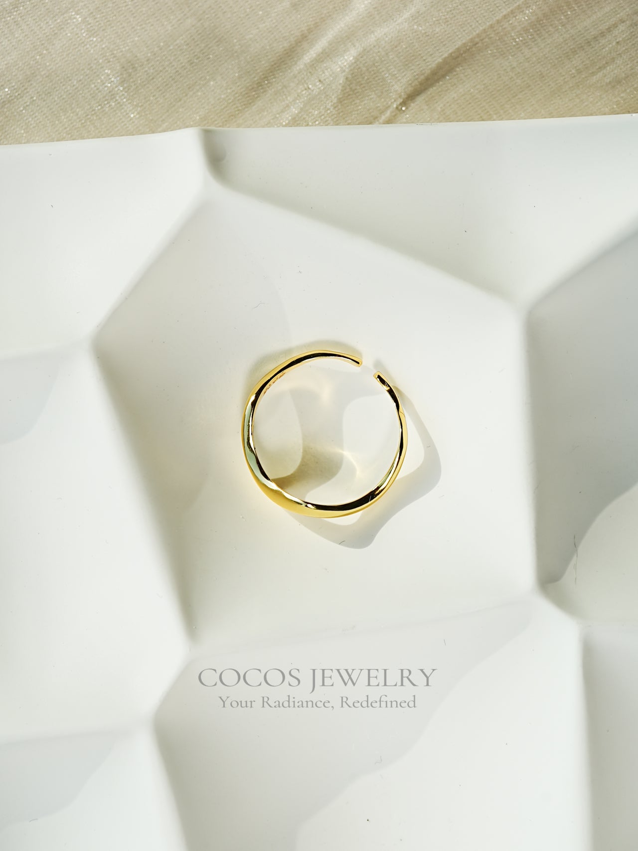 Wave Curve Ring