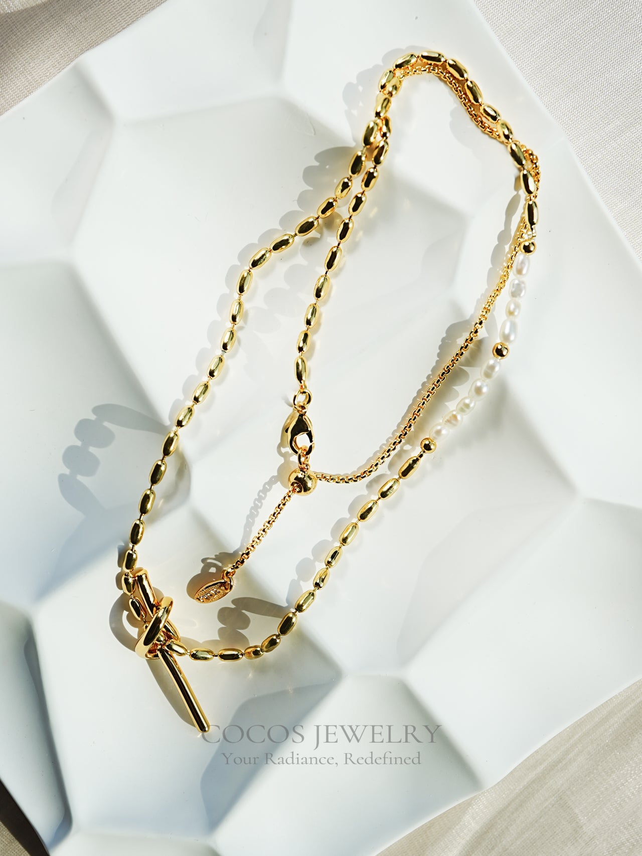 Button Knot Pearl Necklace