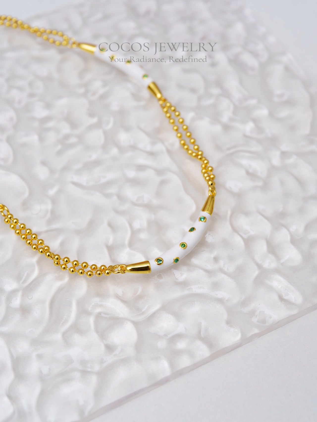 Gold Collarbone Necklace
